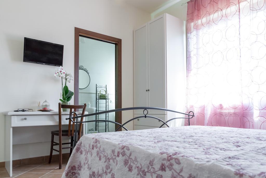 Dolce Sosta Hotel Lucca Værelse billede